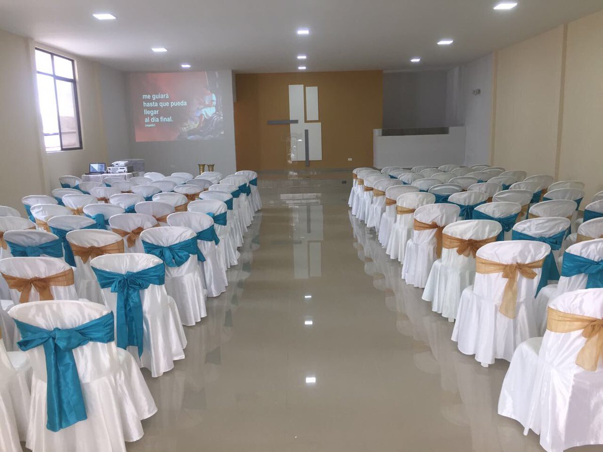 Así luce la nueva iglesia de Pedernales después de la reconstrucción. Momentos previos a la inauguración <a href="/adventistasEC/">Adventistas Ecuador</a> <a href="/emersonnfreitas/">Pr Emerson Freitas</a>