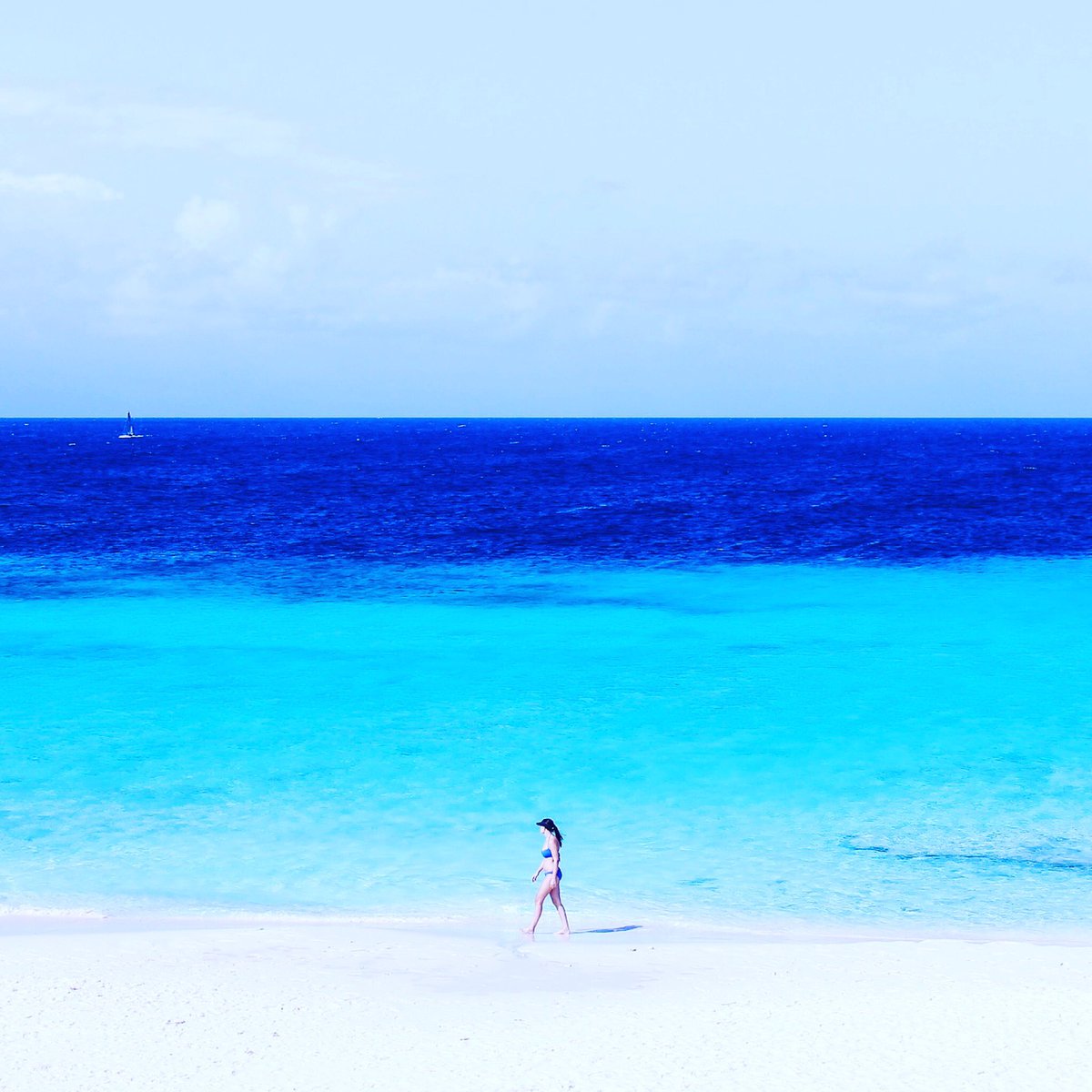 UltimateEarth's tweet photo. Monday Blues #UltimateEarth #Travel #Backpacking #MondayMotivation https://t.co/zGzcItxE9Z