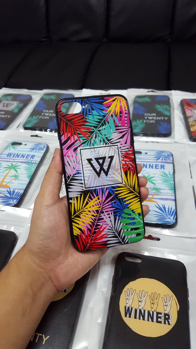 rainny_B's tweet photo. อยากถามร้านว่า ใช้มือถือรุ่นไหนถ่ายคะ กล้องชัดเฟร่อออออ👍🏻👍🏻👍🏻👍🏻 
#WINNERcase #OURTWENTYFOR https://t.co/SGVyLMZzc9