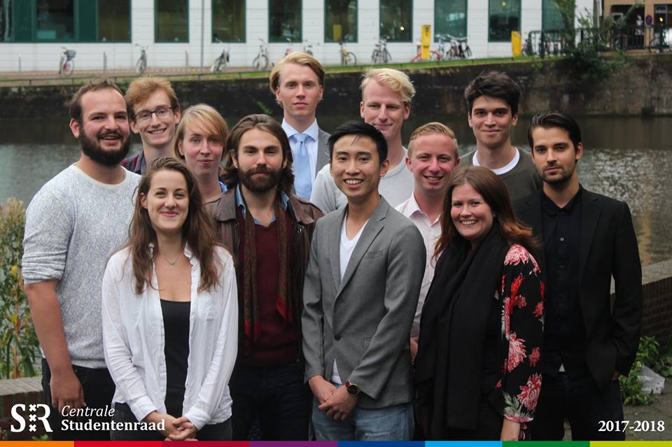 Ontmoet de nieuwe Centrale Studentenraad ('17/18) van de <a href="/UvA_Amsterdam/">UvA Amsterdam</a> ! Wij strijden dit jaar voor studentenbelangen op onze universiteit!