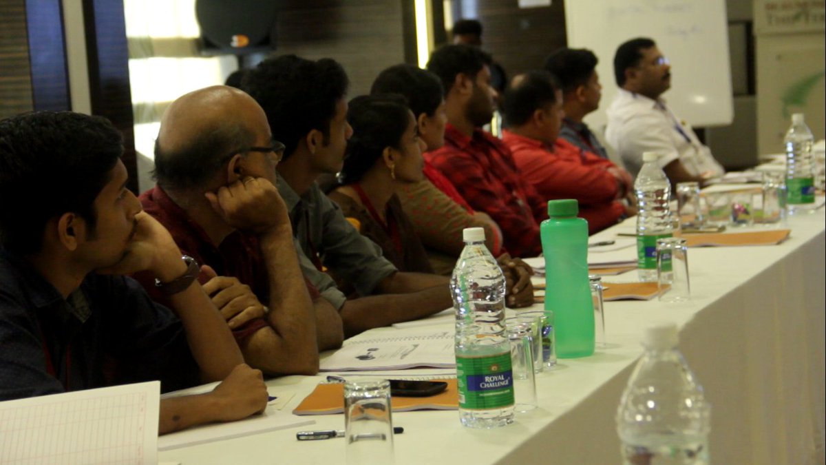 jesleyal's tweet photo. My 2-DAYS Digital Marketing Training Program @ Kochi on Aug 26 &amp; 27 was successful. Thanks to all &amp; Best Wishes. https://t.co/ZNp4yT9Hk7 https://t.co/f8W75VcR9T