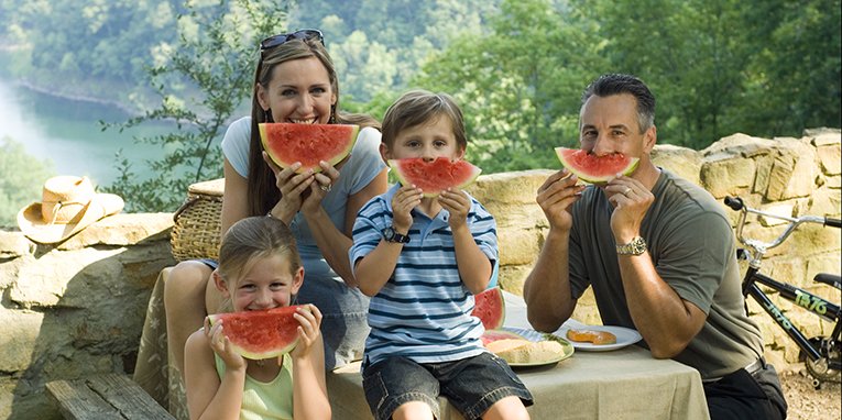 KentuckyTourism's tweet photo. Happy Labor Day! Thank you for sharing your KY travel memories on the 99 Days of Summer https://t.co/EqUFIxma7E #travelky #kysummer https://t.co/f2FN0GGbtB