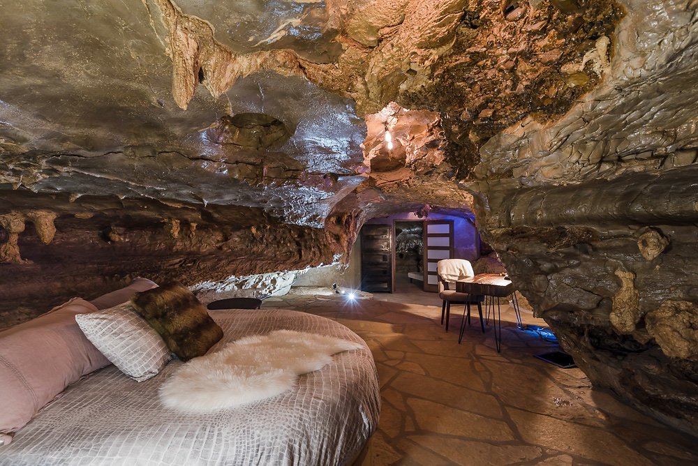 MiniTimeFamily's tweet photo. Swap regular hotels for these unusual hotels for fun unique stays https://t.co/hVH9hCeC4b #familytravel #kidsdeserveit https://t.co/cC85O1jsfp