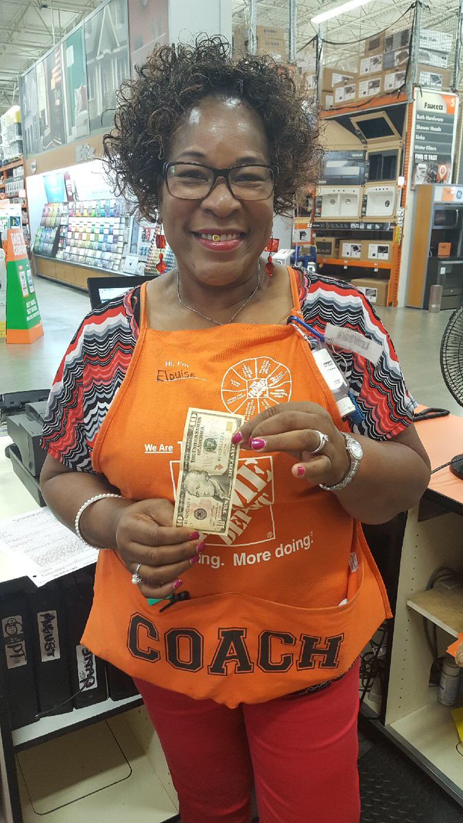 underhillbk's tweet photo. Elouise contributing to the Harvey Homer Fund Drive! #MW4TEXAS @BPlantenberg @mlindsey1223 https://t.co/q6I9Jgvecu