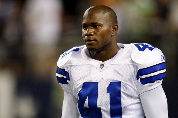 Happy 39th birthday to former pro bowl cornerback Terence Newman!!!    