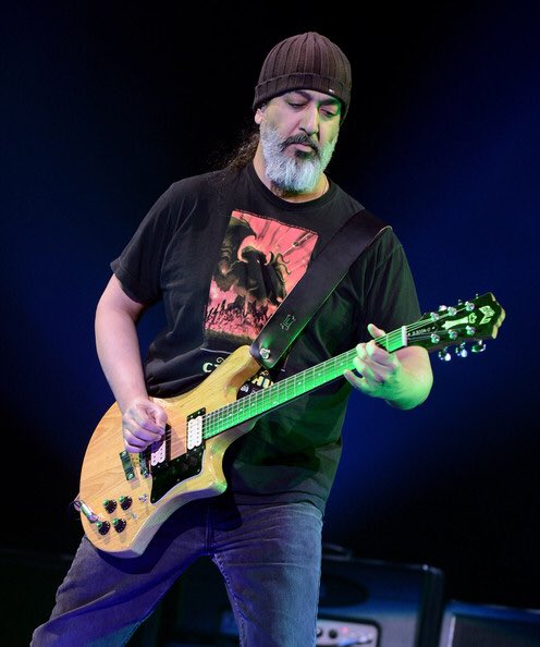 Happy 57th birthday Mr. Kim Thayil!! 