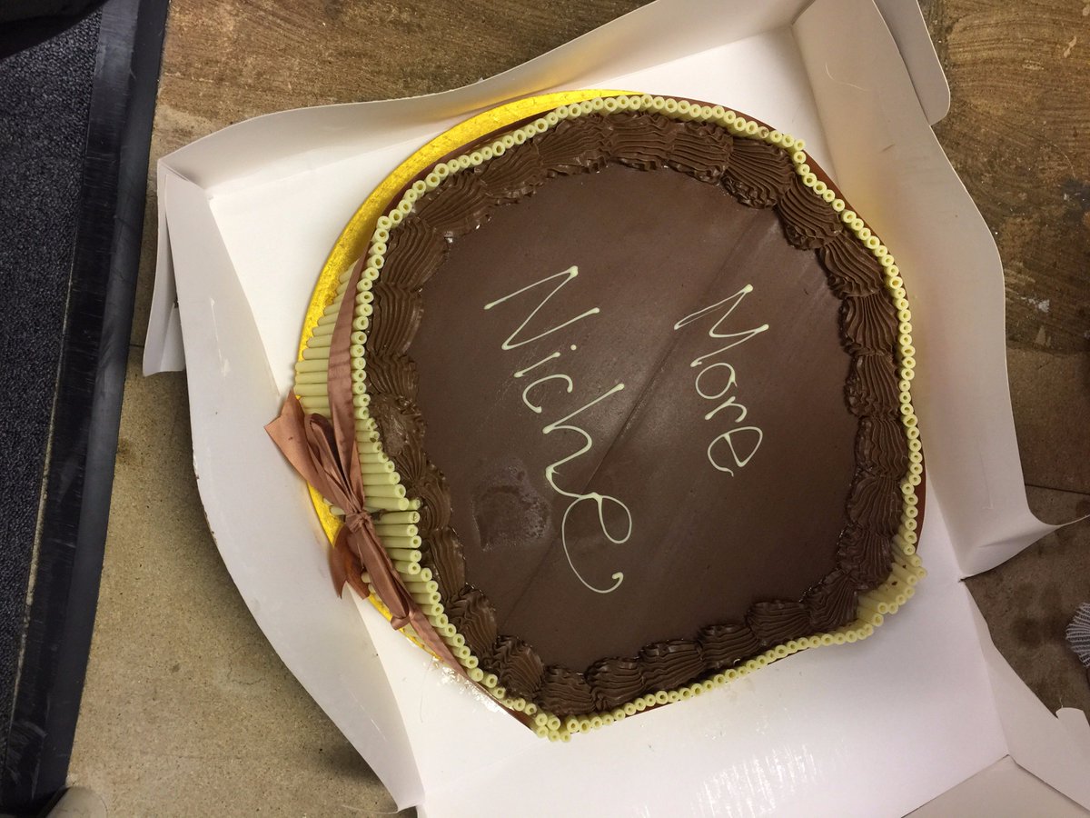 ViksnaAgnese's tweet photo. @valeriecafe Could you please chase your support team get back to me about my request on Cake we ordered for Companies BD? Order 670303 https://t.co/8z2gaBr9tk