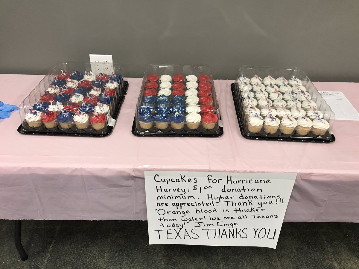 ScottATavegia's tweet photo. Today we are celebrating #LaborDay2017 with our team! We are also continuing to raise funds for #MA4Texas #MA4TEXAS proud to help! @EmgeJim https://t.co/6coxMhq3pZ