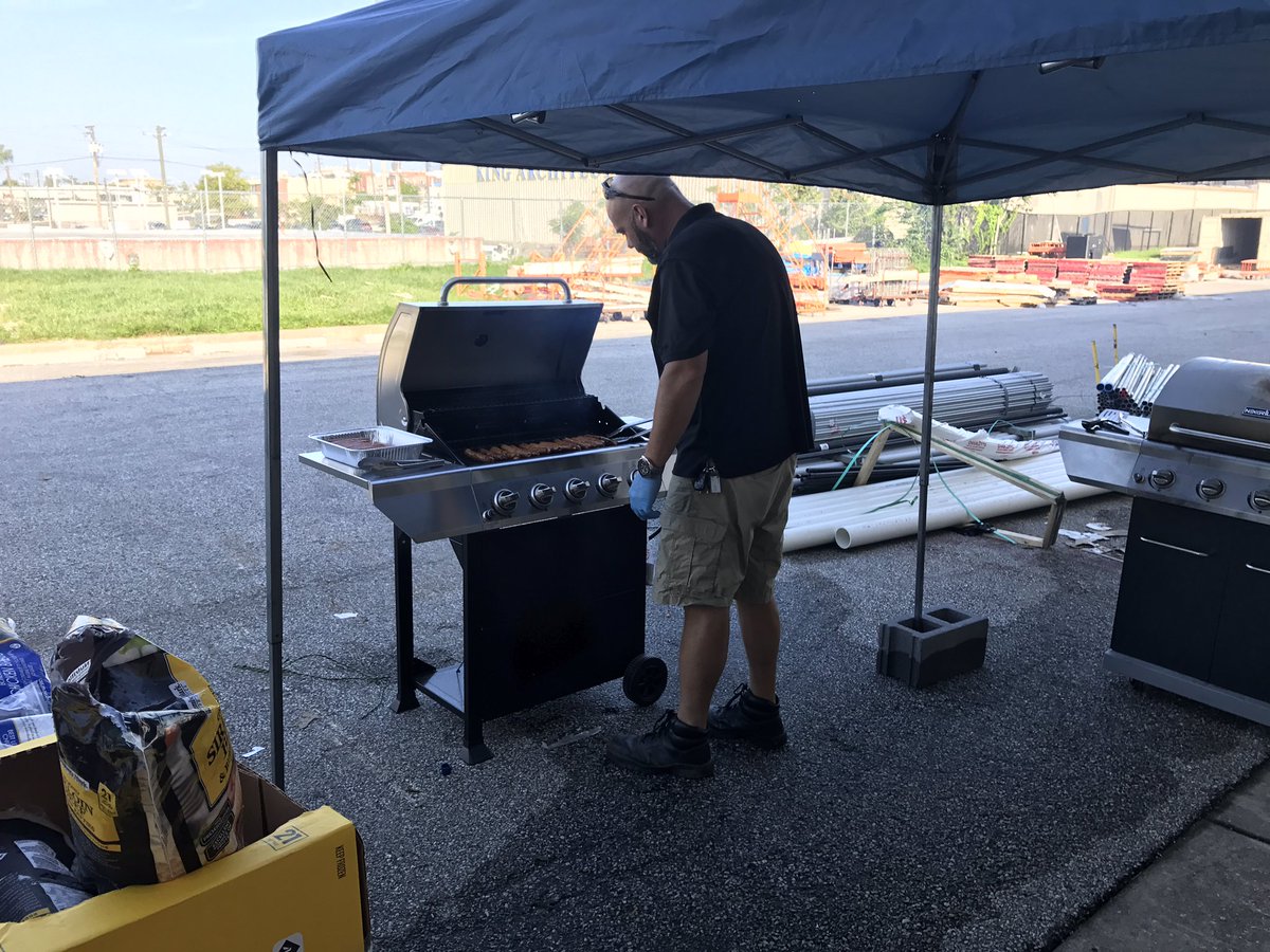 ScottATavegia's tweet photo. Today we are celebrating #LaborDay2017 with our team! We are also continuing to raise funds for #MA4Texas #MA4TEXAS proud to help! @EmgeJim https://t.co/6coxMhq3pZ