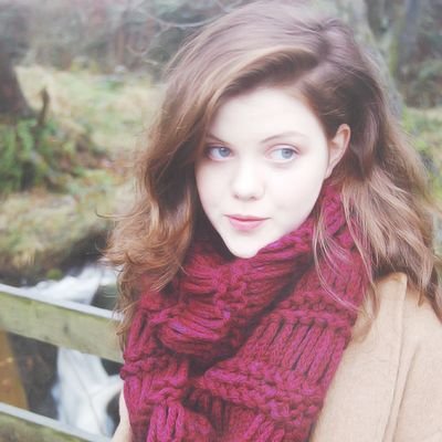 Rol de @cyncabano y <a href="/LucyWeasleysh/">Lucy Weasley</a>.

Lugar: Biblioteca Hogwarts.