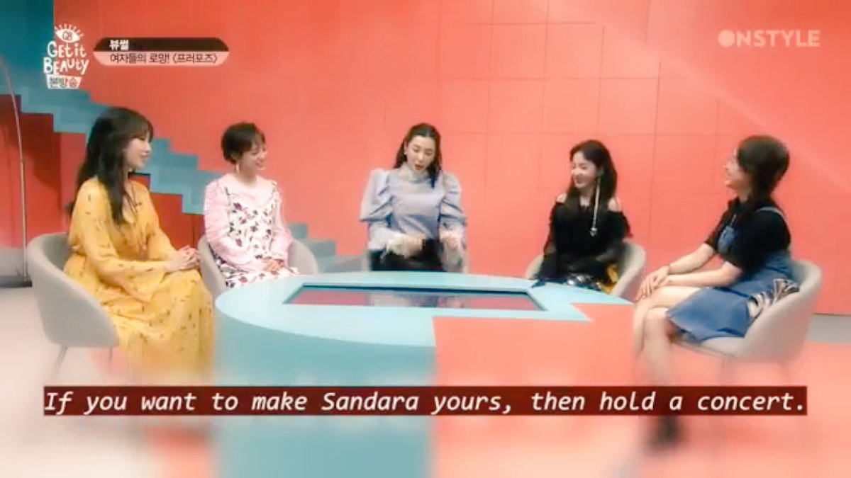 ahjummanila's tweet photo. @krungy21 "If you want to make Sandara yours, hold a concert."

Jiyong: hold my beer /sips tea/ https://t.co/IGNoJFKHRe