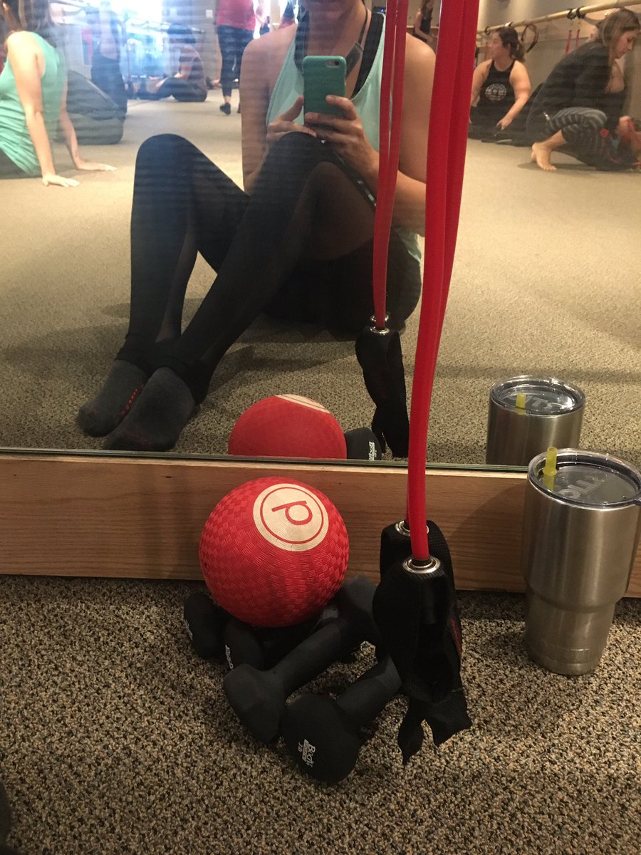 TristyLeeZelle's tweet photo. My girl, Allison, had us playing with the Velcro scraps this morning #PBBHAM #PureBarre #OwnerOfTheStudio #PBLegend #FitMom https://t.co/u5jmHSta7k