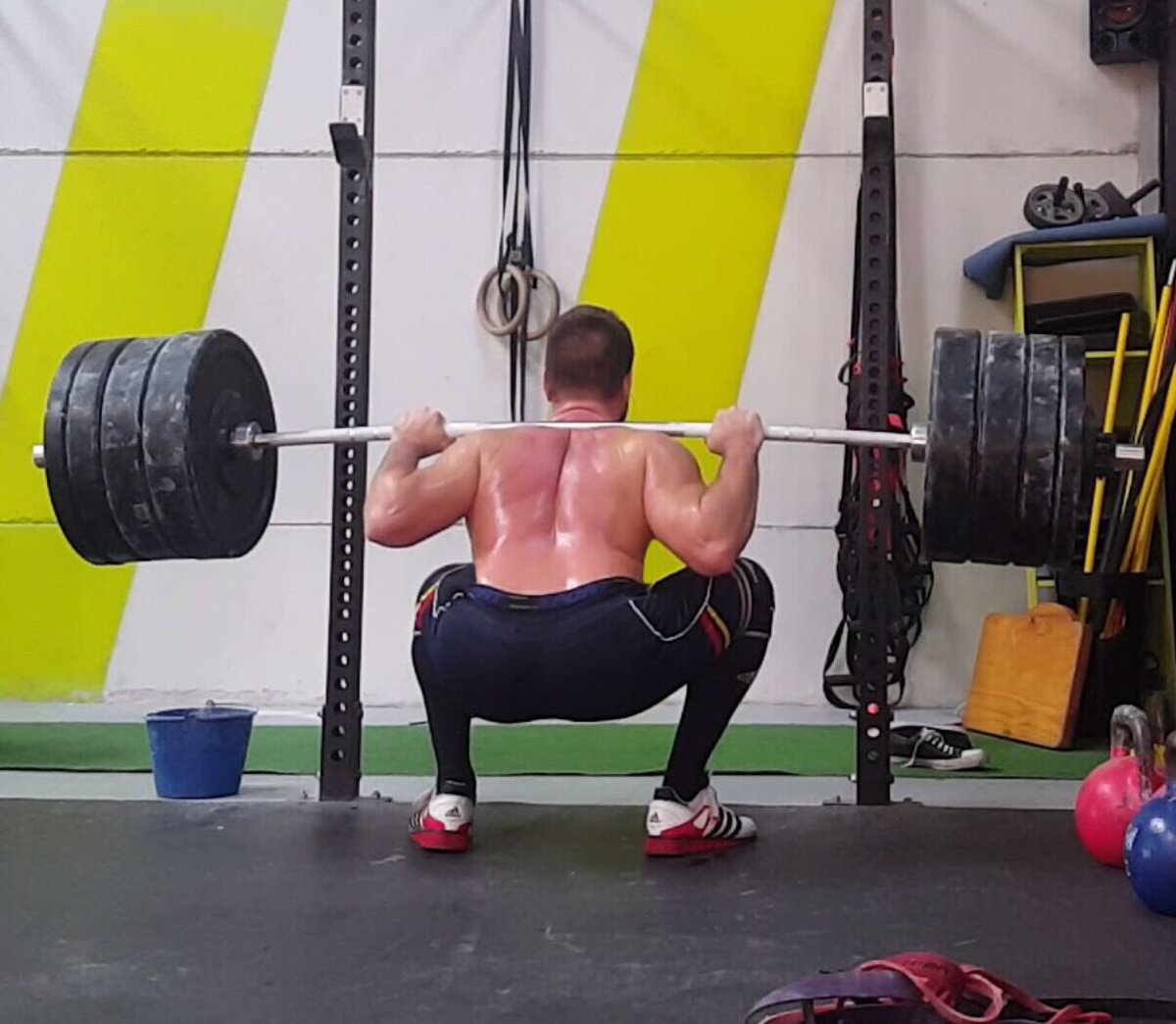jesusbuendiac's tweet photo. Nuestro compañero Javier en Back squat, POWERLIFTING CCFA https://t.co/LN55OgplTg