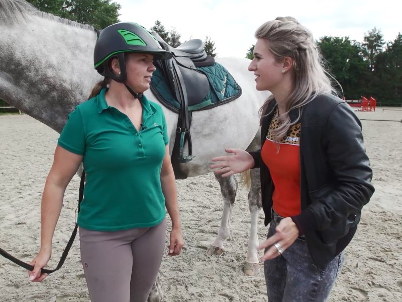 Britt bezoekt Bianca Schoenmakers tijdens de derde Horse Event video! bit.ly/2gF7z11 #paardenpraattv