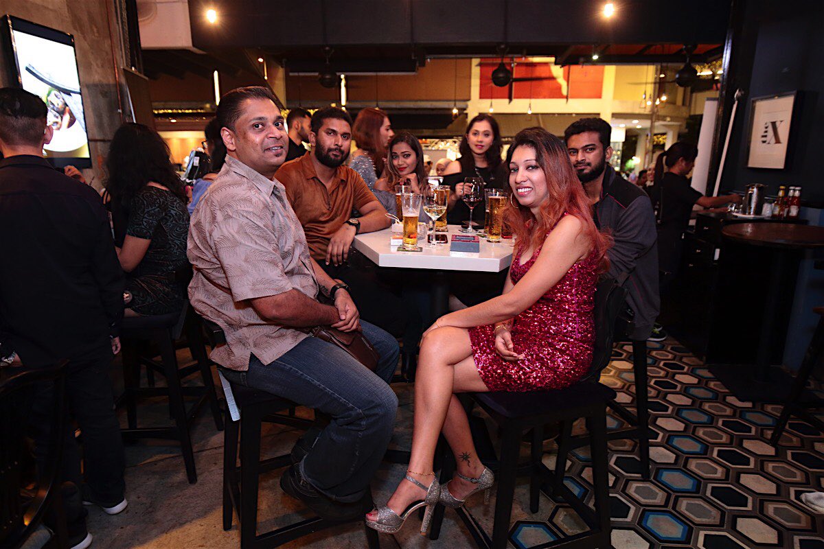 bookmodelsasia's tweet photo. @jsasha91 @MELIHAFAISAL  https://t.co/RjYTBDsCcl