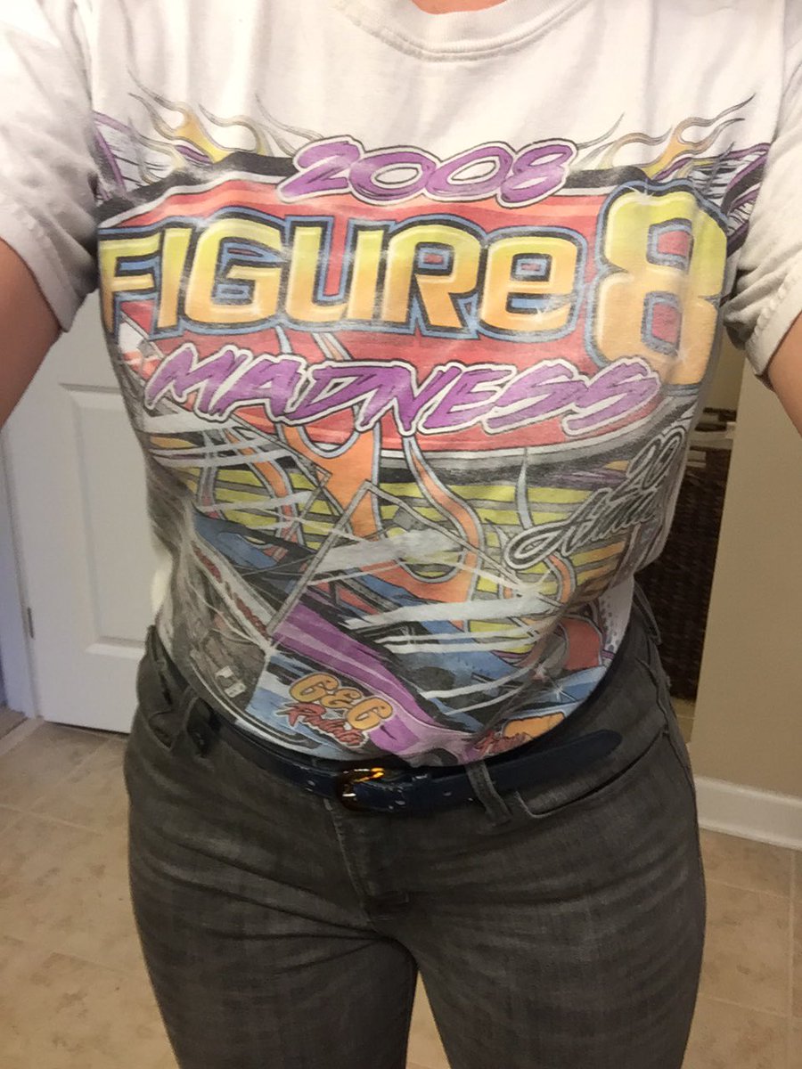 PaigeCMarquardt's tweet photo. Did you really think I would wear any other #Throwback shirt? #LetsGetSerious the world is better with #FigureEights 🌎🏁 https://t.co/PJytH68aeW