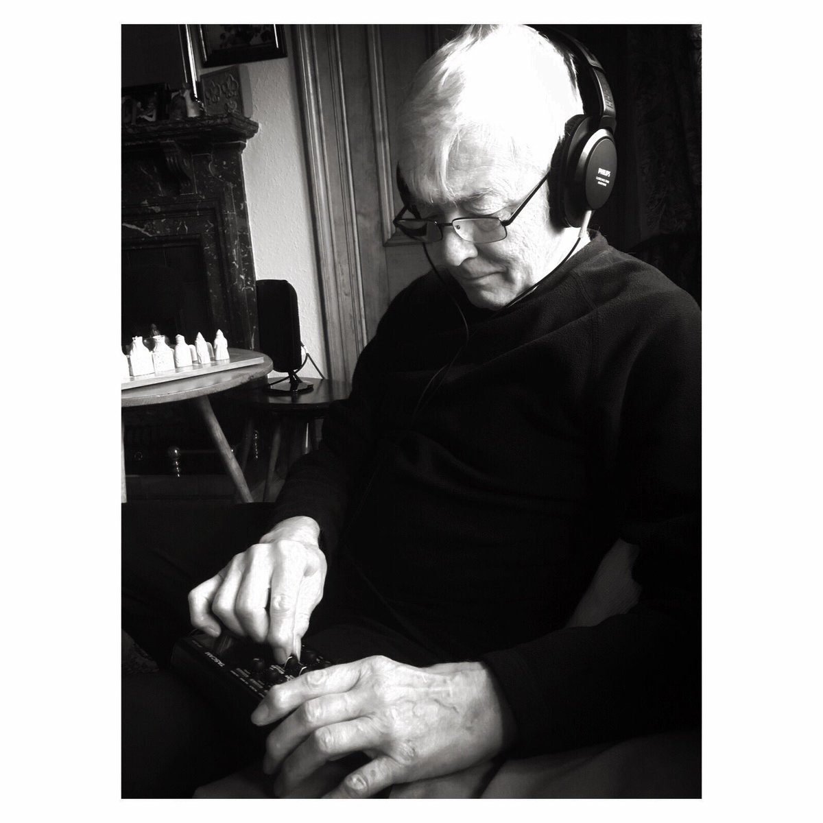 Making home recordings with me dad 🤘🏻