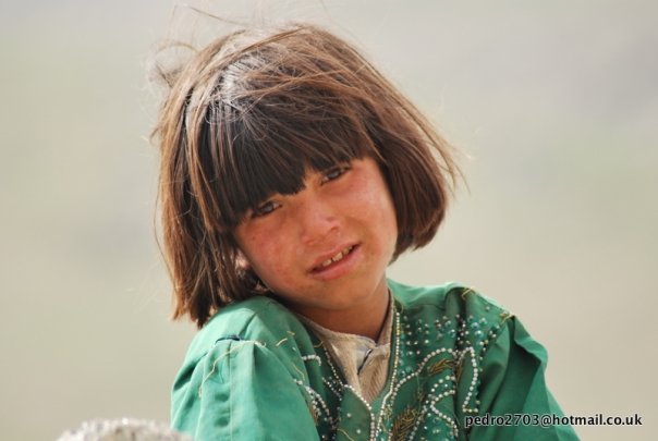 pmastersphoto's tweet photo. #mondaymotivation #Afghanistan  #photography #nomad #streetphotography #childrenofwar #hereford Beautiful children caught in the middle #war https://t.co/hfZwNbFLP9