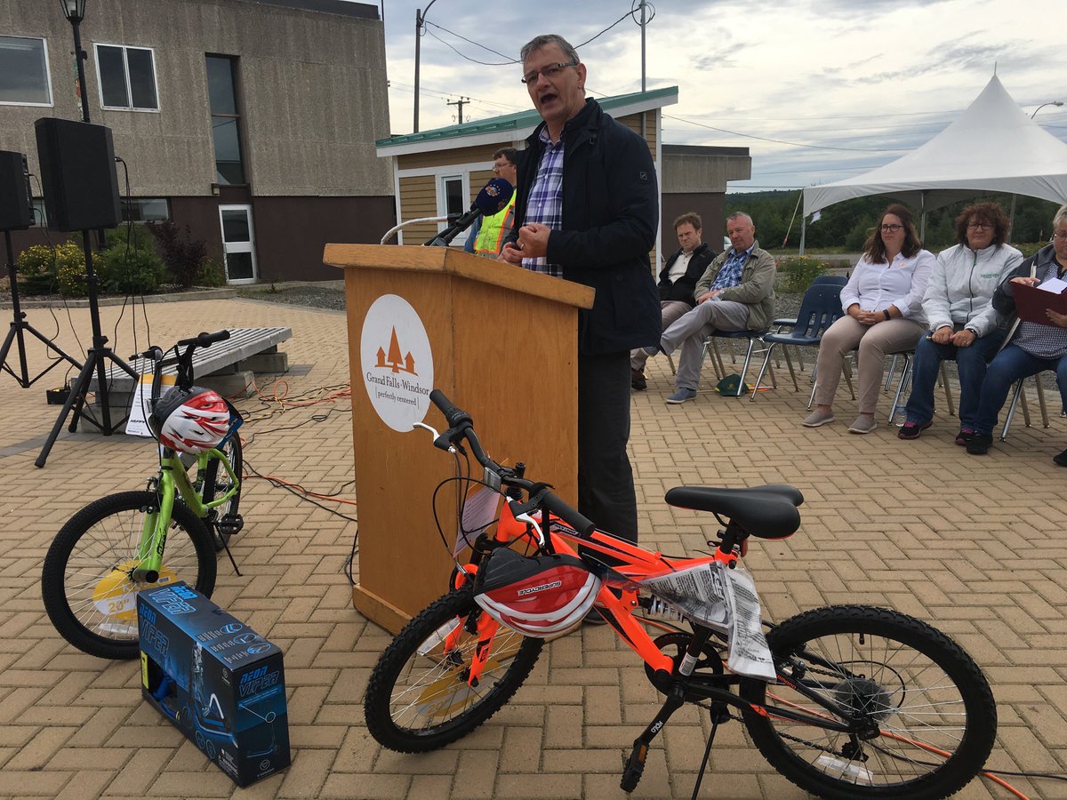 Colleen Lewis tweet media