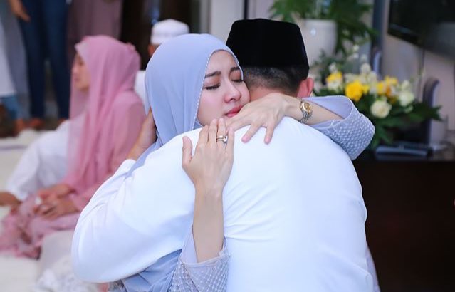 nanajerkk's tweet photo. Cantiknya dia ni ya Allah, haish stress aku https://t.co/L9n8gaoCX3