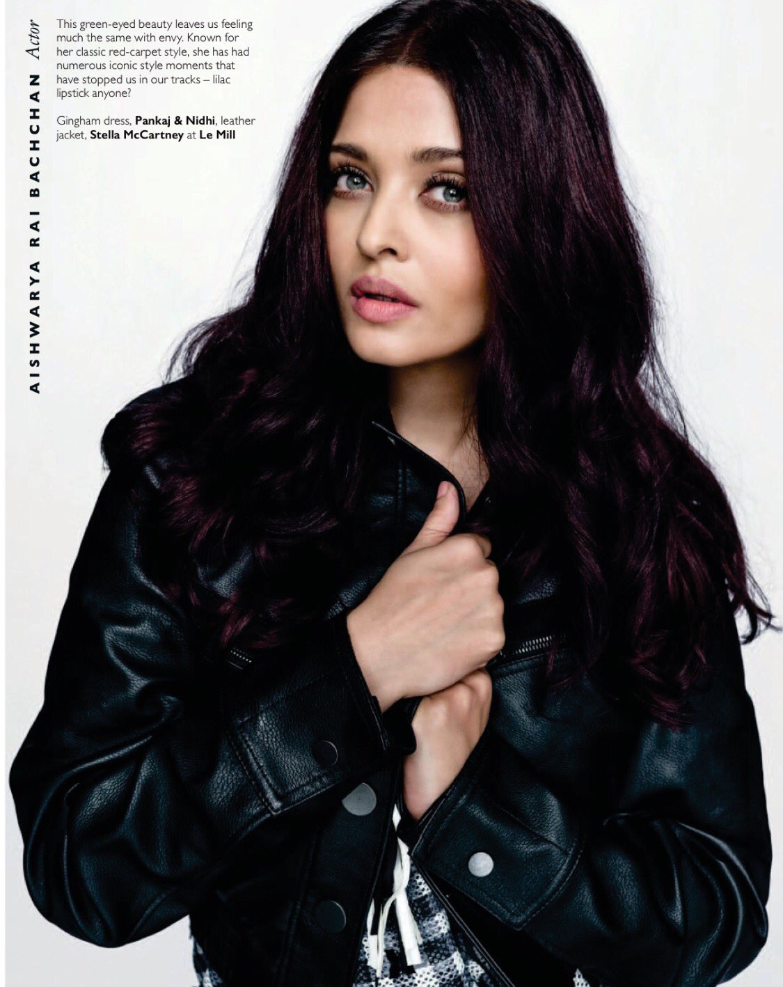 A Fashionistas Diary on X: Love It : Aishwarya Rai Bachchan