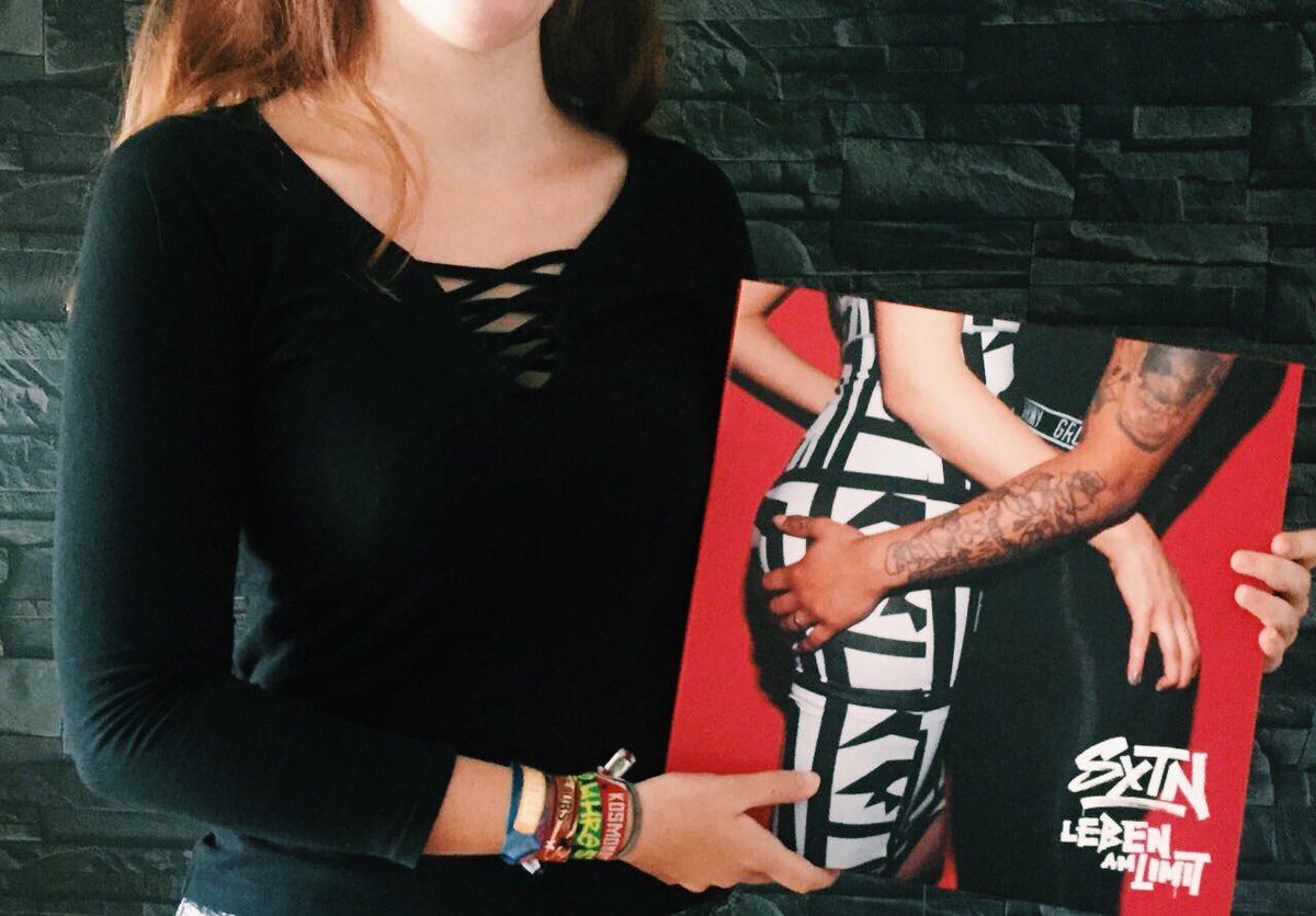 alloo i bims, der glücklichste mensch der welt 💗<a href="/jujuviervier/">Juju</a> @sxtnura <a href="/SXTNMUSIK/">SXTNMUSIK</a>