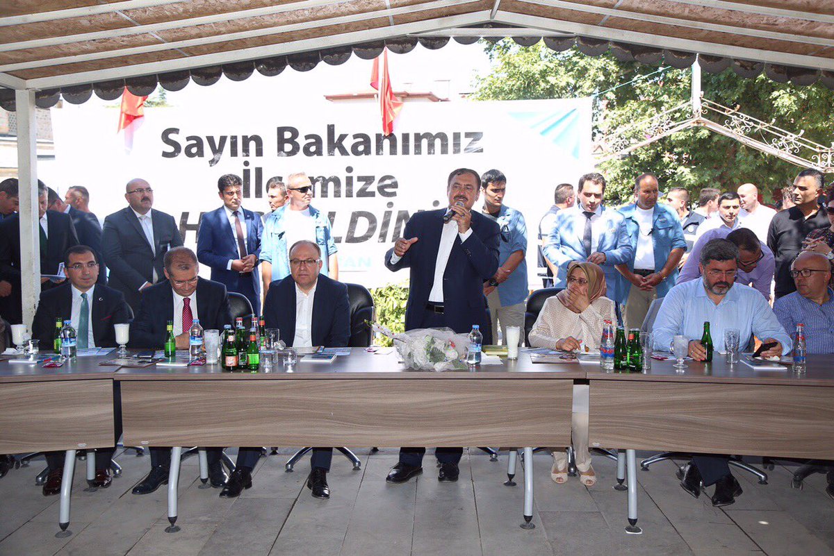 VeyselEroglu's tweet photo. Afyonkarahisar #Bolvadin'deki bayramlaşma buluşmamız... https://t.co/e7gPTVk0H7 https://t.co/7Met1fc5YO