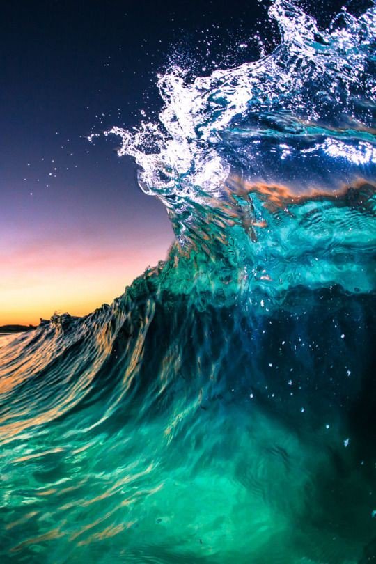 surf_and_sun's tweet photo. The power of the ocean. 🌊💙 https://t.co/8GEUsG73Hx