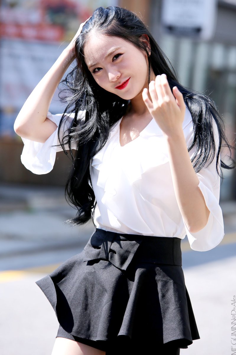 DivAiles's tweet photo. 170902
Make Star 이벤트 출근
나현⑅◡̈*
#소나무 #SONAMOO #나현 #나짱 #ひめ #김ひめ
@SONAMOO_Nahyun https://t.co/2Ms21ATyPU