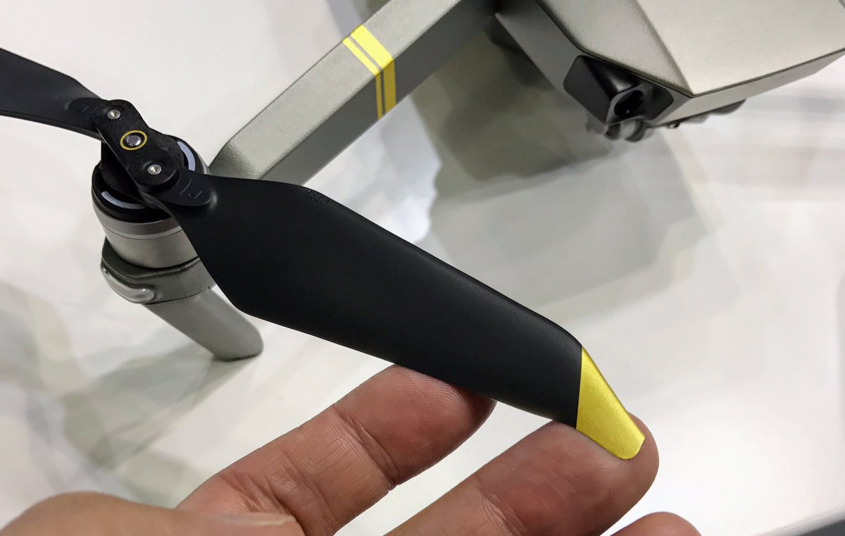 Kleines Detail der neuen Mavic Pro. Soll Fluglautstärke reduzieren. Passt auch an das Vorgängermodell 👍🏼. #dji #MavicPro #IFA17