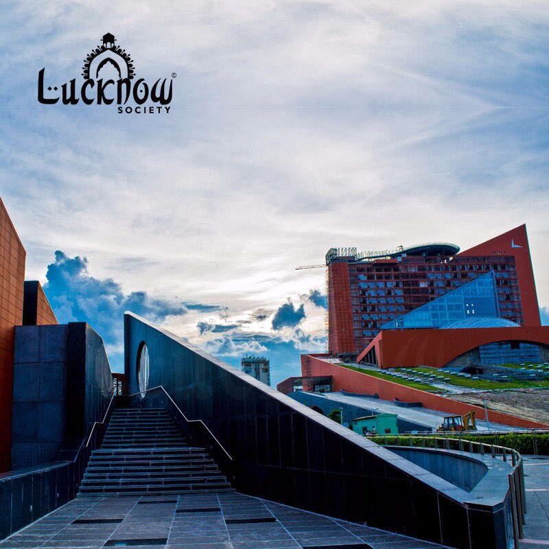 lucknow_me's tweet photo. Jai Prakash Narayan International Center
#JPCenter #GomtiNagar #Lucknow https://t.co/zNKZaI6EMA