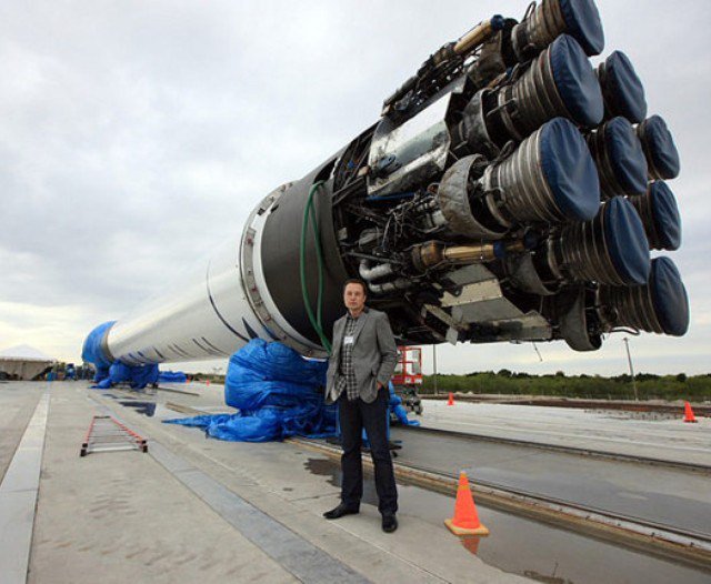 HyperloopHQ's tweet image. HYPERLOOP Breaks it's own record in pod testing #ElonMusk #Hyperloop #HyperloopPod #test… qewsnews.com/hyperloop-brea… https://t.co/UtIR1slItk…