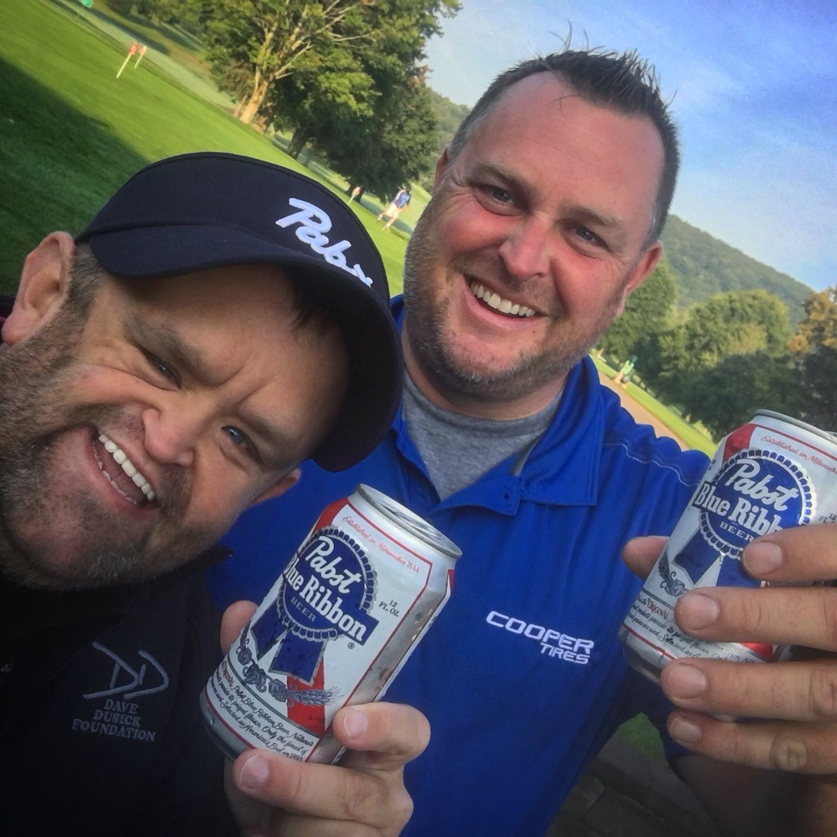 davedusick's tweet photo. Thx to only actual golfer on our team; @f_b_2 for #PBR & the official #golfvisor courtesy #TeamCooperTire.
This ones for you @TonyStewart! https://t.co/2Cbpwh4NiK