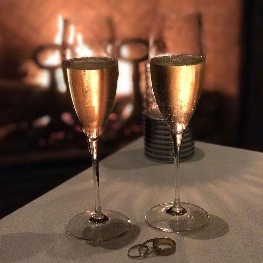 chefmikefrayne's tweet photo. Amazing dinner @bearsdenlounge in celebration of our wedding, thanks to @darnell1010 for all the amazing food!!!
#… https://t.co/OLjCKOqbND https://t.co/CAAoOBvT4H