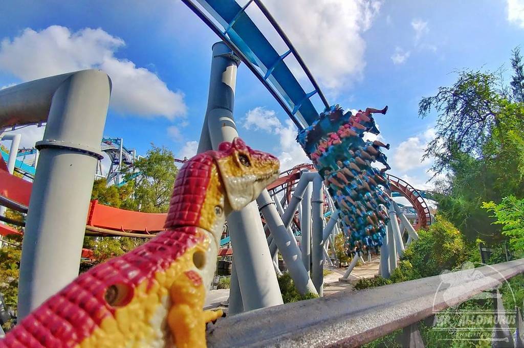 Mr_Allosaurus's tweet photo. So today is the day.😢 #DragonChallenge was the reason why I got my first #UniversalAP and now it's on the final da… https://t.co/3ELugrdHxv https://t.co/U1npjIPbbr