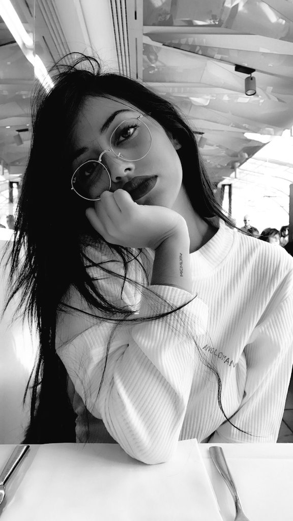 LightRHudson's tweet photo. "Light Rachel Hudson/18/Lise öğrencisi" https://t.co/aksslKhmmN