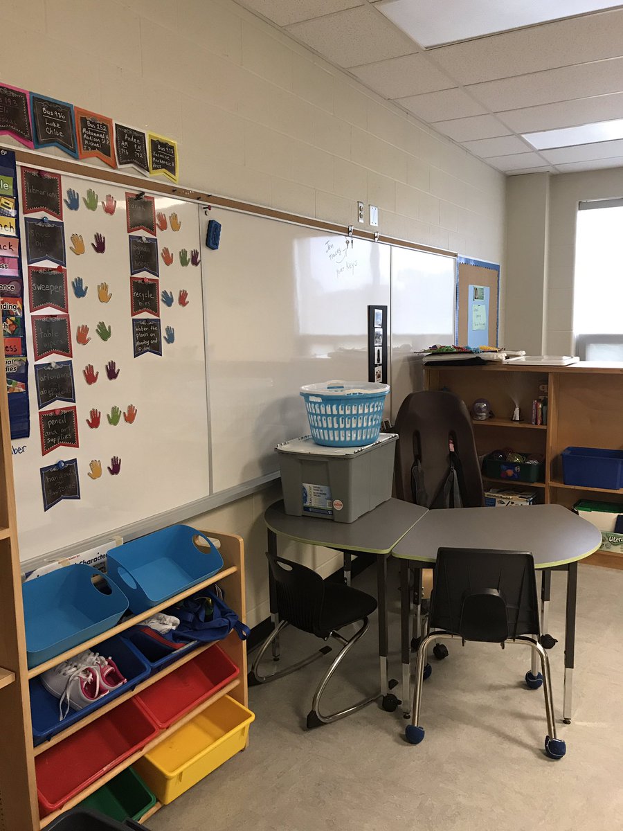 MsBrean_LDSB's tweet photo. Bring on the learners!!! @MollyBrant34 @MollyBrant_LDSB https://t.co/0bKHORzS1c