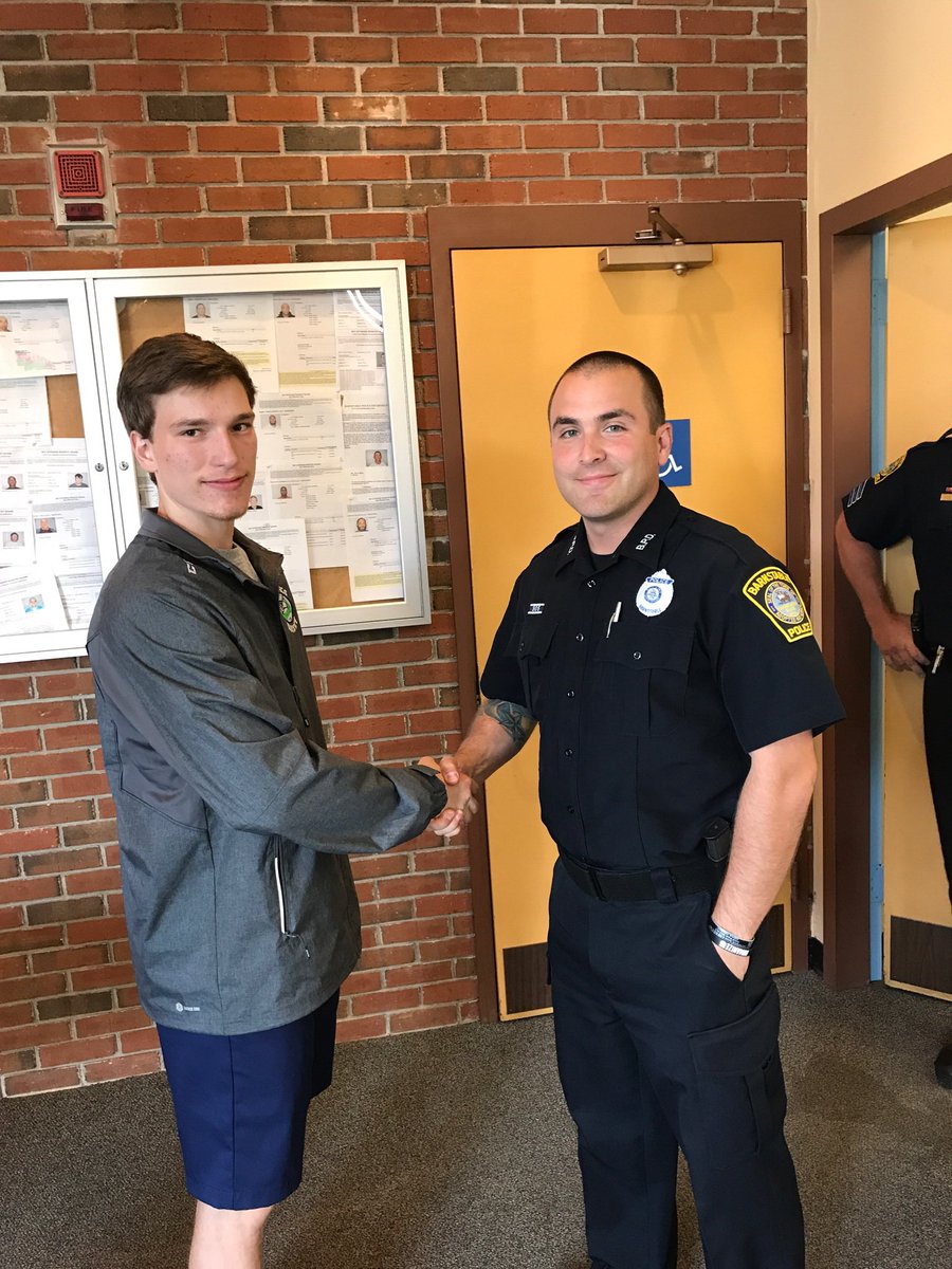 Doodle__Bop's tweet image. #CommunityService @EHL_Hockey @TACapeCod @taseahawksehl