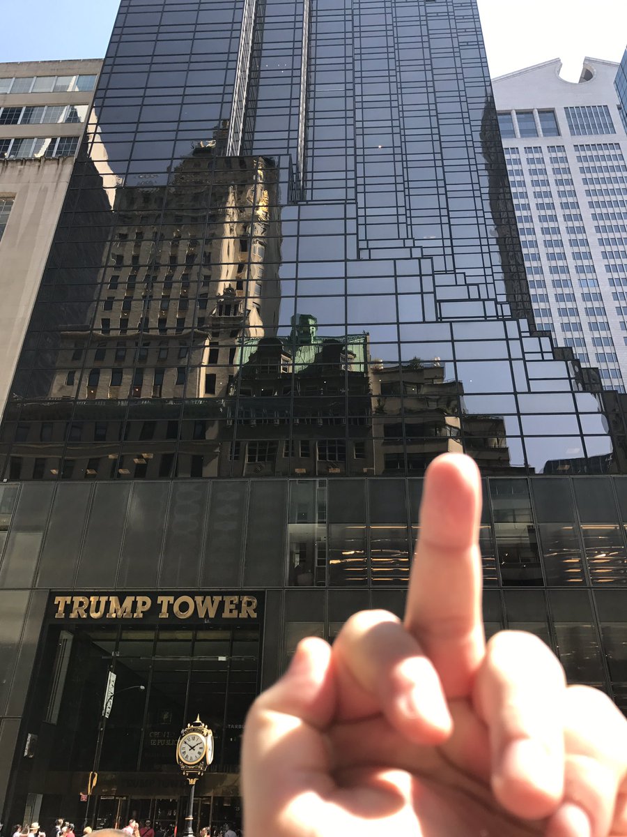 grantstern's tweet photo. I'm pointing at the #TrumpTowerOfLies Residences where all the best #TrumpRussia mobsters &amp; deposed campaign chairmen live in (tacky) style. https://t.co/6fUxV4jEAS