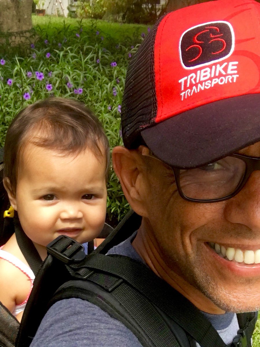 Sammy317's tweet photo. When she doesn't want to sleep you take her for a walk:) #papaSam and #LilaPepin #HappyLaborDay https://t.co/1hgXafyrQ2