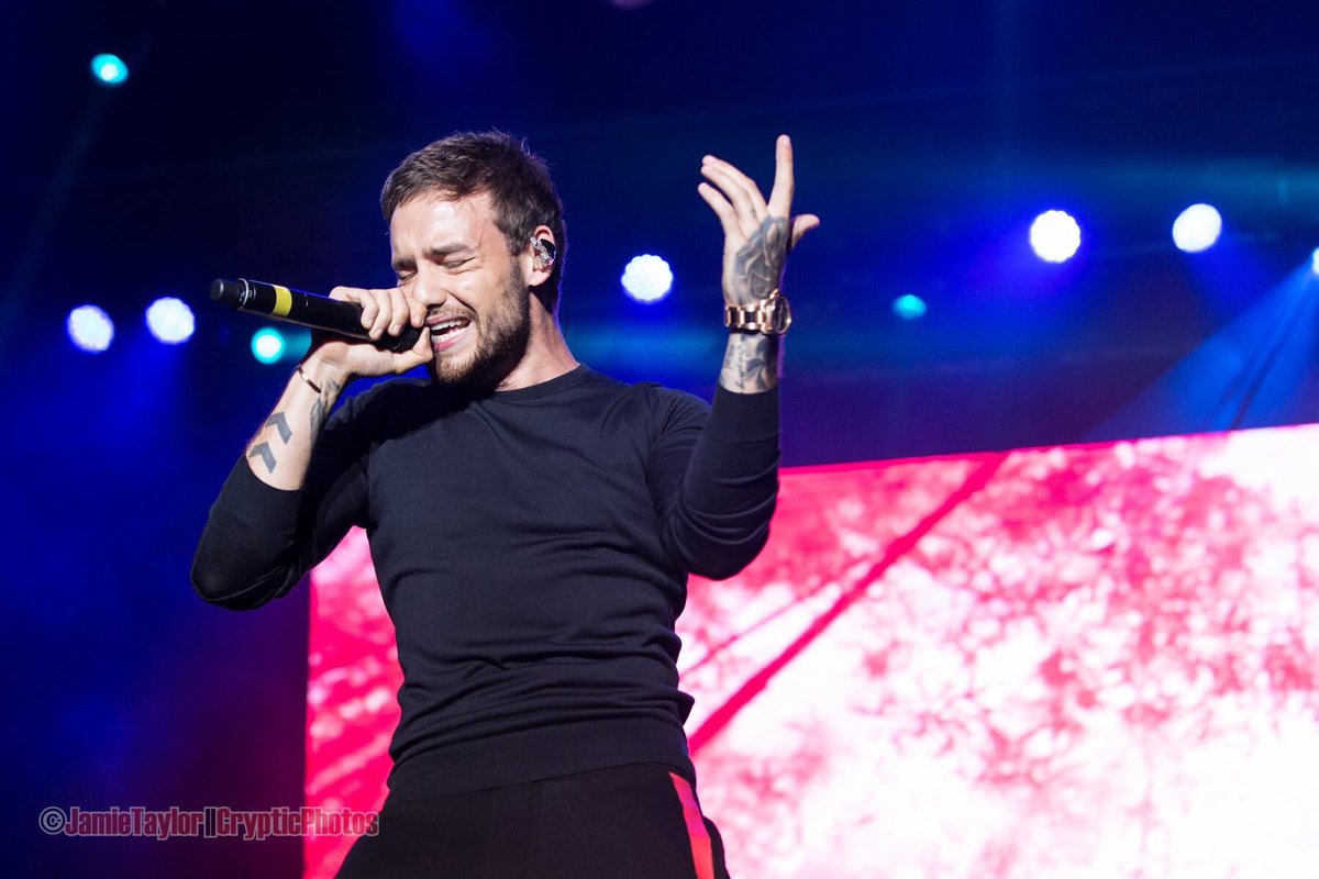 getlowziam's tweet photo. I can literally feel his passion and talent https://t.co/IASdHFIiqq