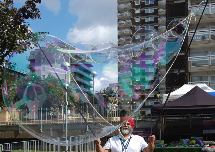 #enjoying the #square <a href="/wellclosesquare/">Wellclose Sq. Market</a> 2017