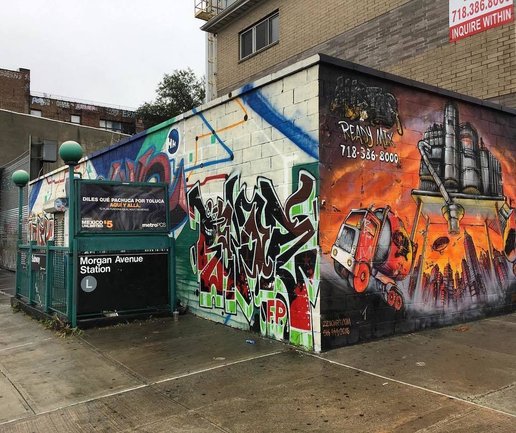 mynewyork_fr's tweet photo. #bushwick #morganave #hipsterland #postindutrial #gentrification #streetart https://t.co/qs9Yao4QNo https://t.co/Q5TPf4Dpba