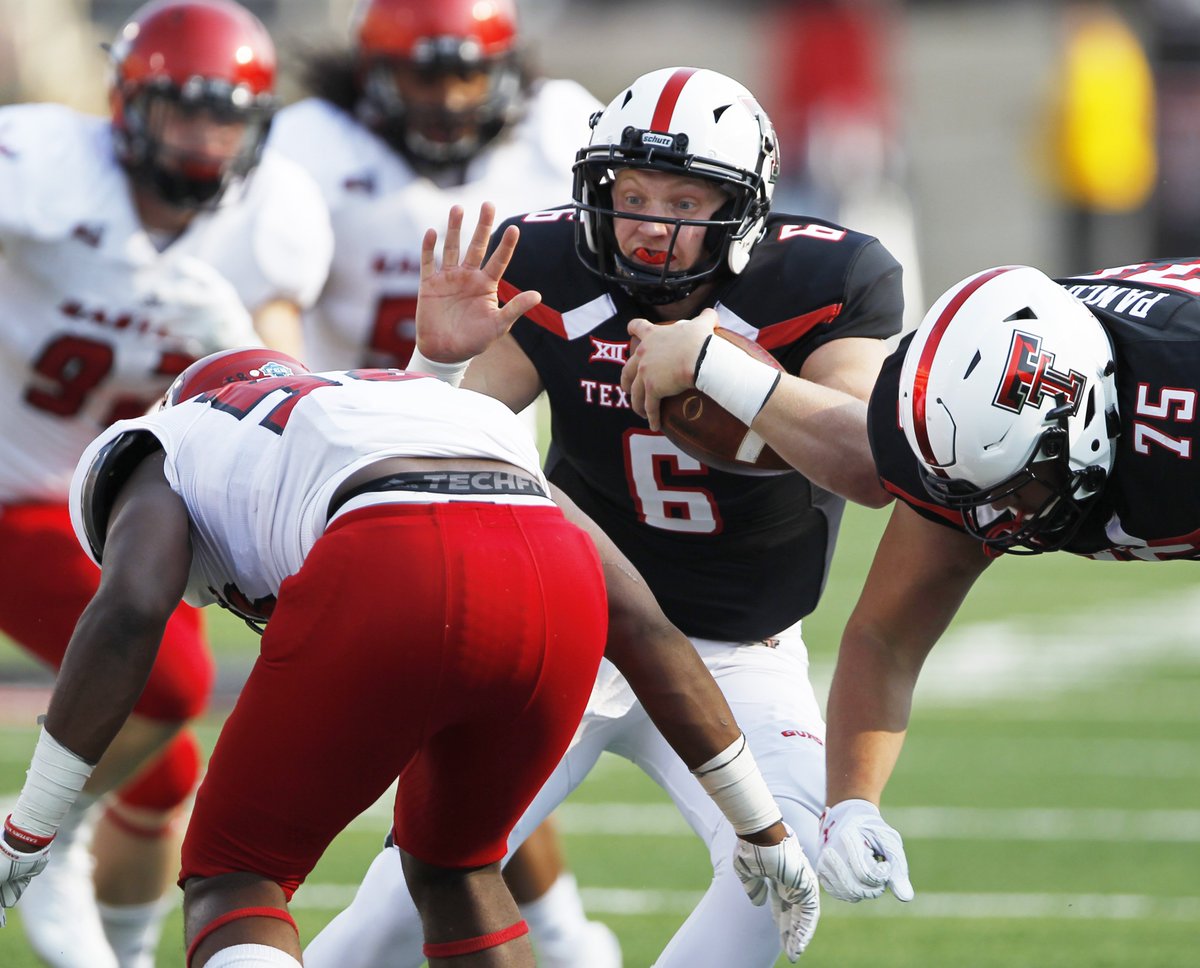 TTech247's tweet image. NOTEBOOK: Kingsbury impressed by performance of reserve quarterbacks Carter, Duffey, via @cmsilvajr lubbockonline.com/sports-red-rai…