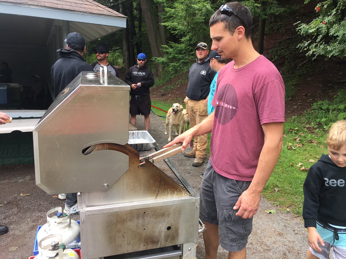 Local734's tweet photo. CUPE Local 734 at our first annual #LaborDay BBQ!  Next year will be bigger. https://t.co/ma0H4eCiuU