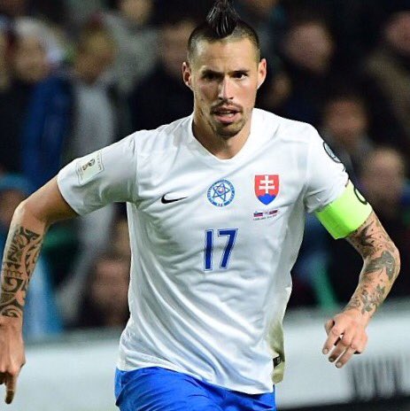 TheHeadtoHead's tweet photo. RT for Hamsik🇸🇰 
LIKE for Lallana🇬🇧

#ENGSLO https://t.co/x13IJTxjcj