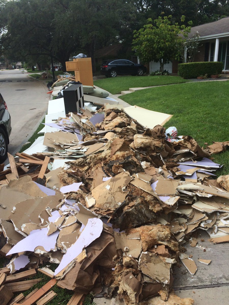 legitjohnsteven's tweet photo. Yesterday (September 3, 2017) I got to help a family with their home. We toke off all the flooring and good chunks of the wall. #htxstrong https://t.co/pSXxKOJRa1
