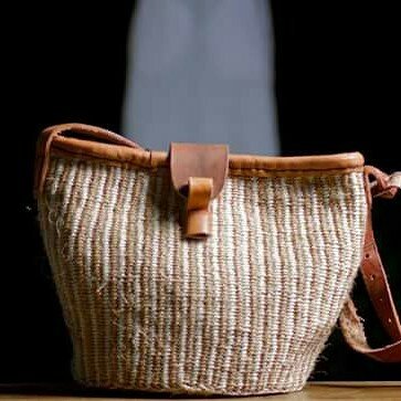 <a href="/JubileePartyK/">JUBILEE PARTY®</a> @CoalitionNASAKe 
Kindly note ur campaign t-shirts &amp; caps u gave r stil new so dnt print others. Instead print shopping bags