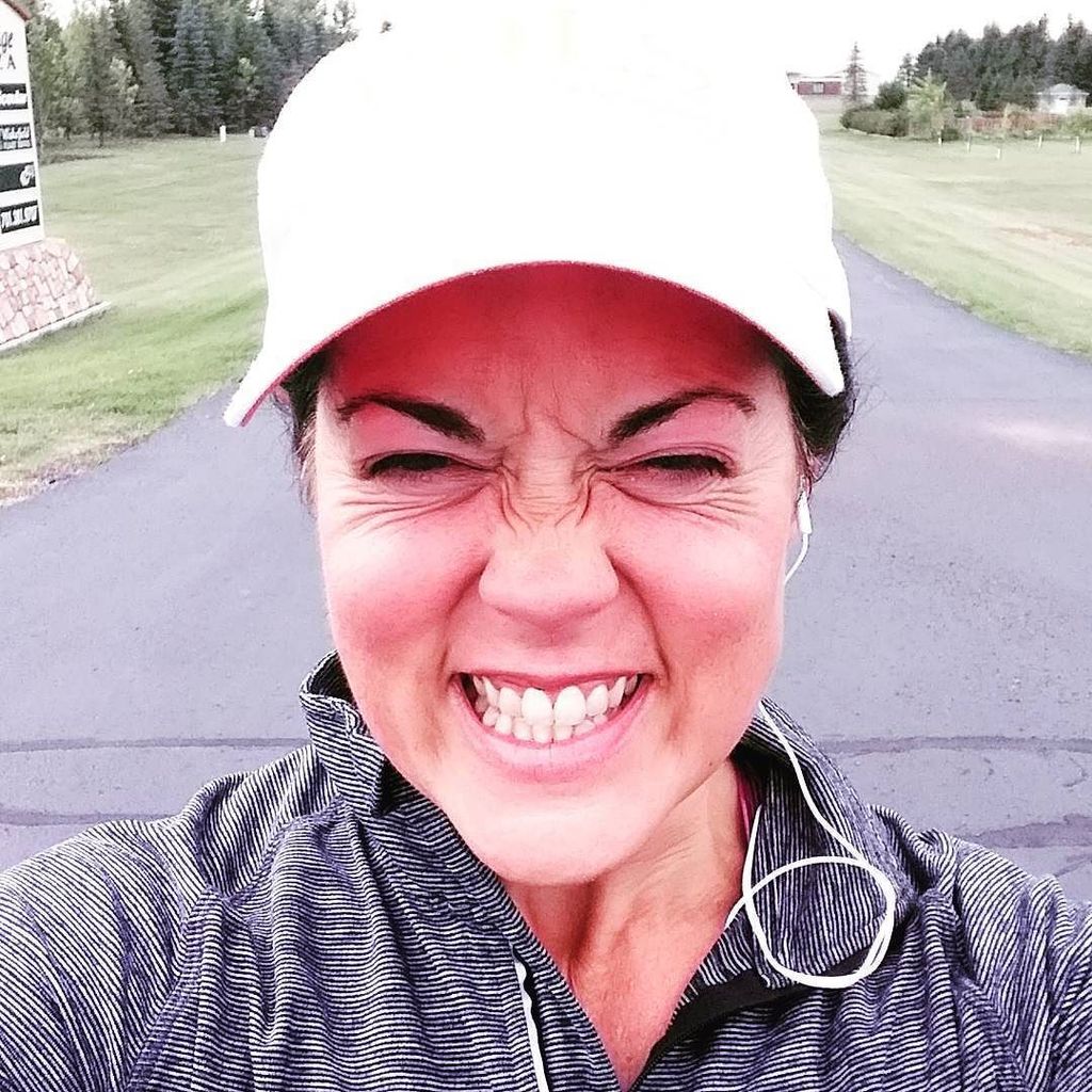 KatieLFitch's tweet photo. 20. Miles.
Next stop: Hog Wild Marathon
#marathontraining #gfmarathon #20miles #stalkedbyanevilbird #thewindismyenโฆ https://t.co/edcFYakves https://t.co/0reIx6MfvE