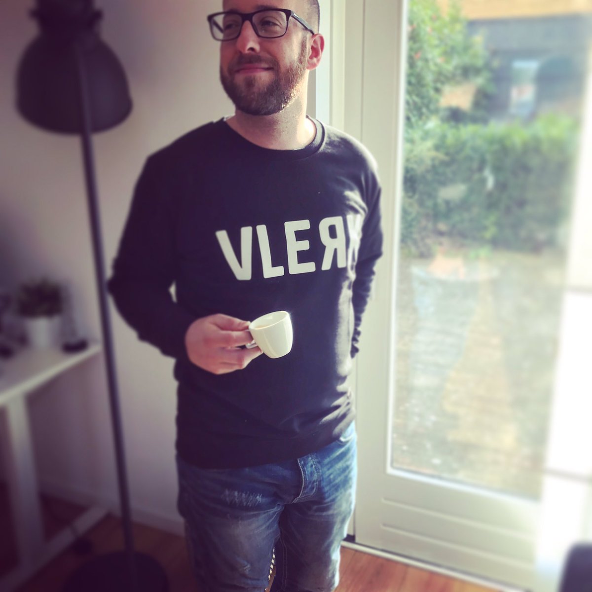 ididwhatnowcom's tweet photo. Nothing like coming home to a new #sweater #9lemons #vlerk #trut #fashion https://t.co/JaEx5jofTJ